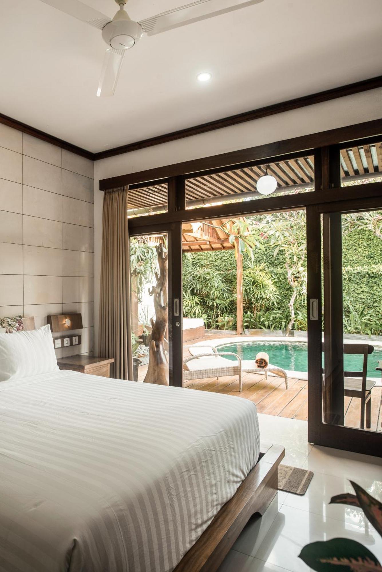 Villa Segara House - Kuta *