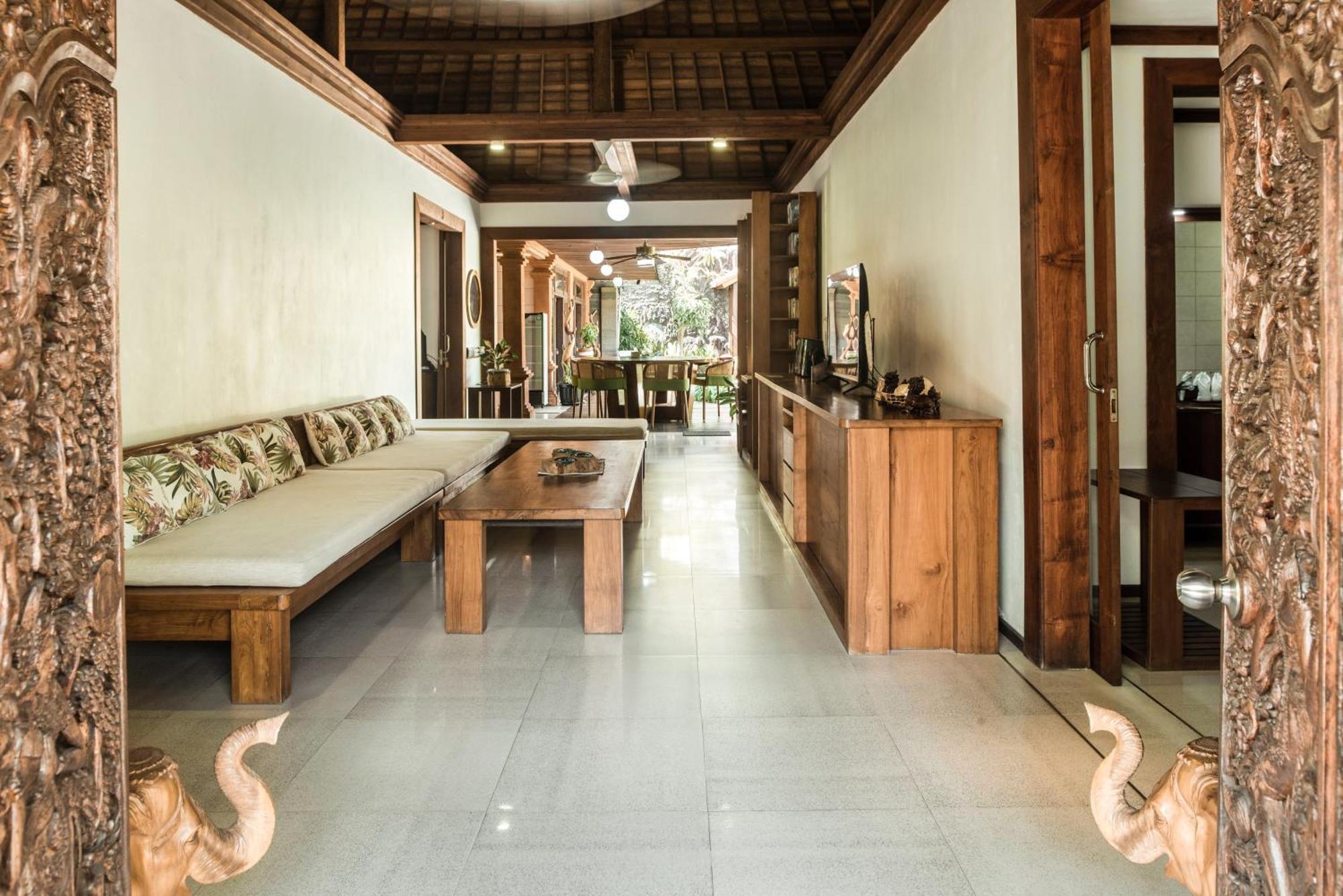 Segara House - Kuta Villa