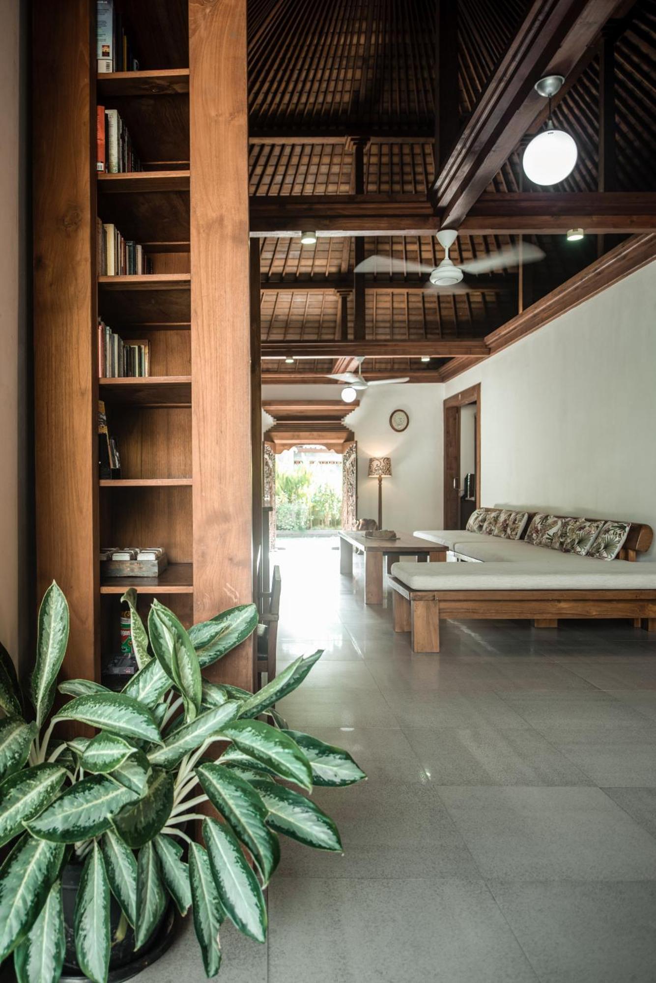 Villa Segara House - Kuta *